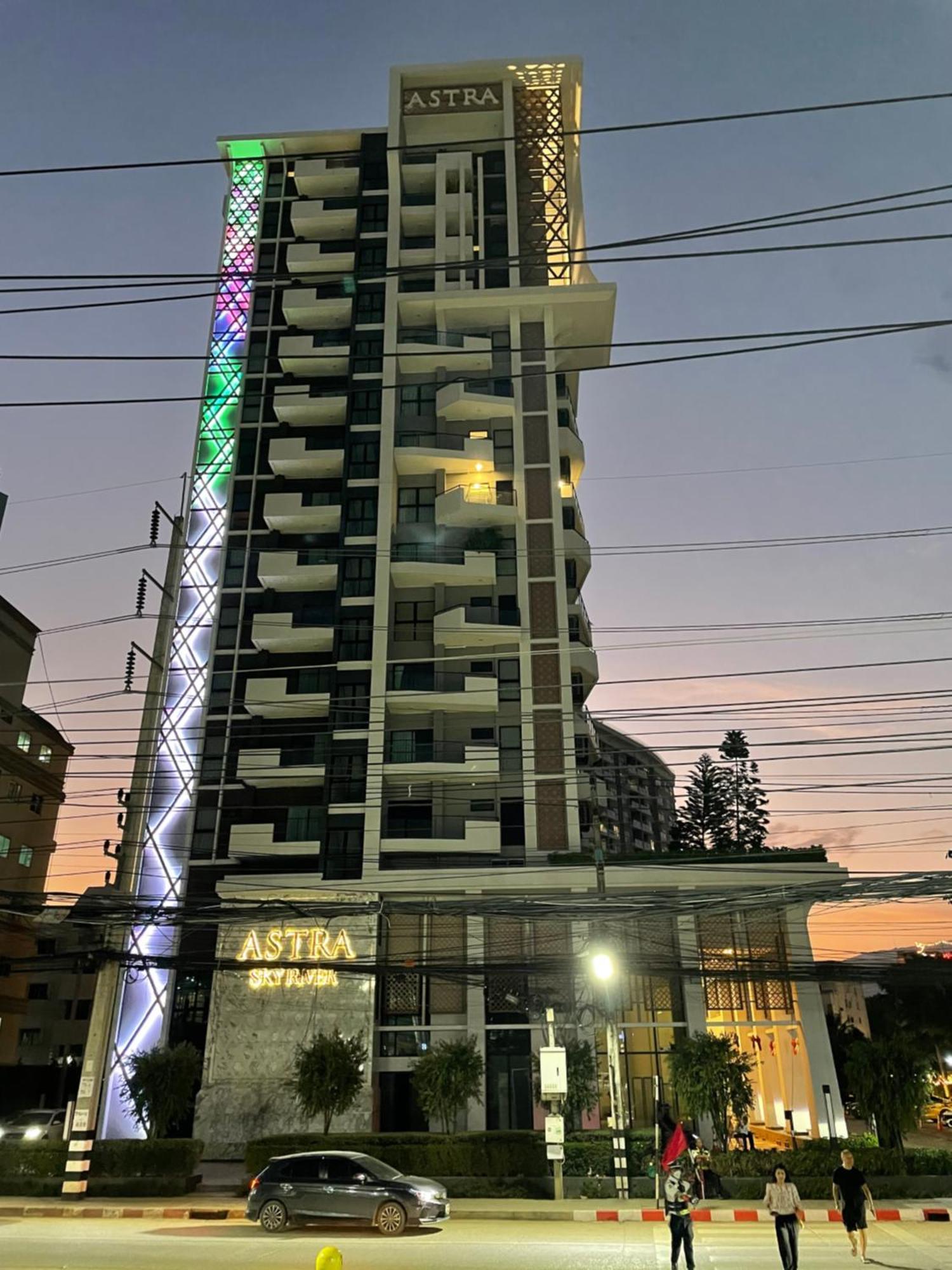 公寓 Astra Sky River 5 Stars Pool Sauna Gym *